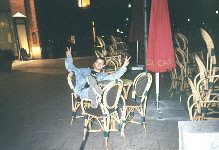 nextm10.jpg (37533 Byte)